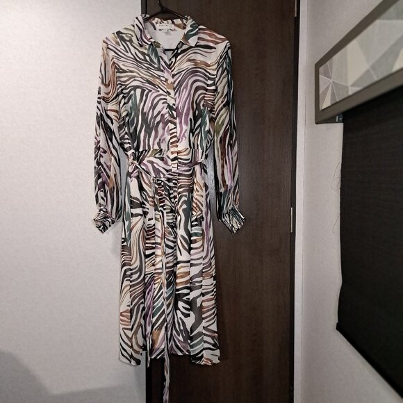 Atelier Women's Abstract Pattern Front Button Up Self Tie Sash Long Sleeve - Picture 1 of 5